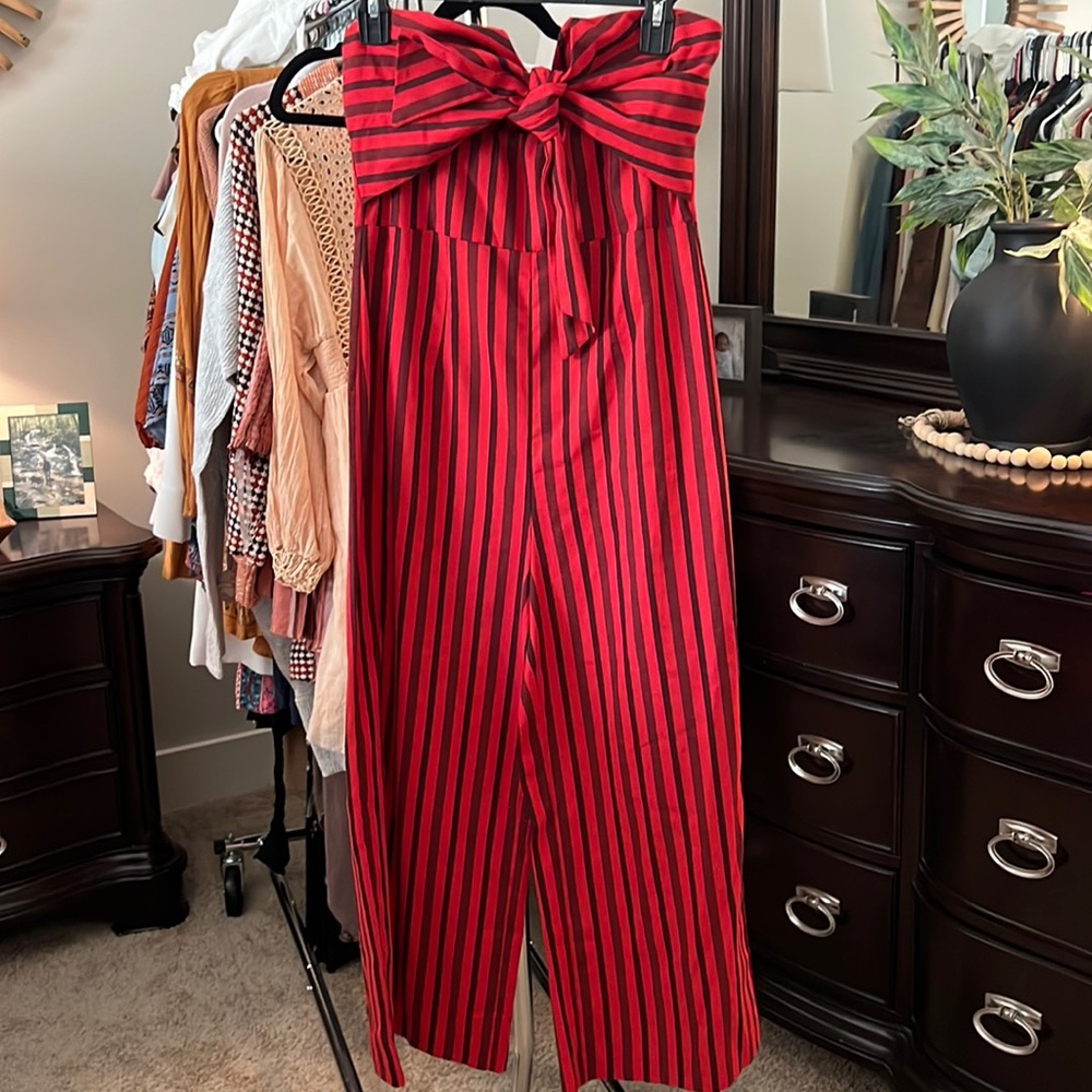 Wide leg jumpsuit, strapless